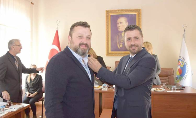 CHP'li Meclis Üyesi Başer  İYİ Parti'ye geçti