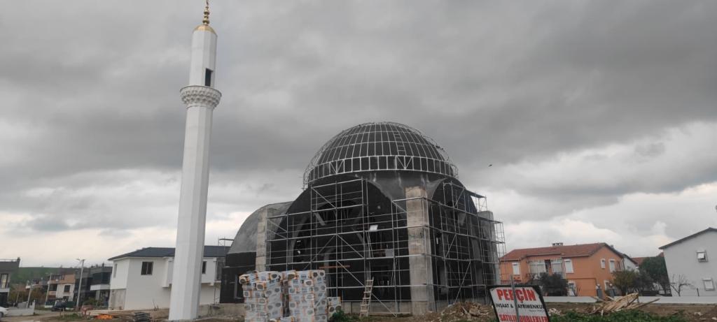 Şarköy Rumeli Camisi'nin  kubbesi tamamlandı
