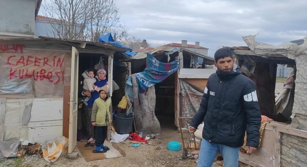 Tahta Barakada Üç Çocuklu Anne Babanın Yaşam Mücadelesi!