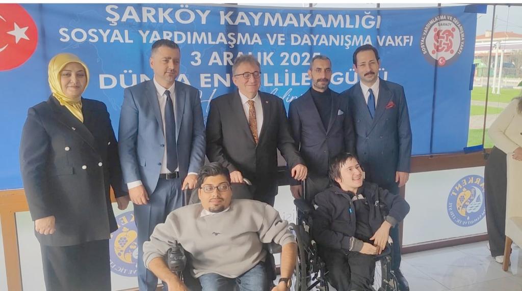 Şarköy'de,Engelli Bireylere ve Ailelerine Kahvaltı Etkinliği