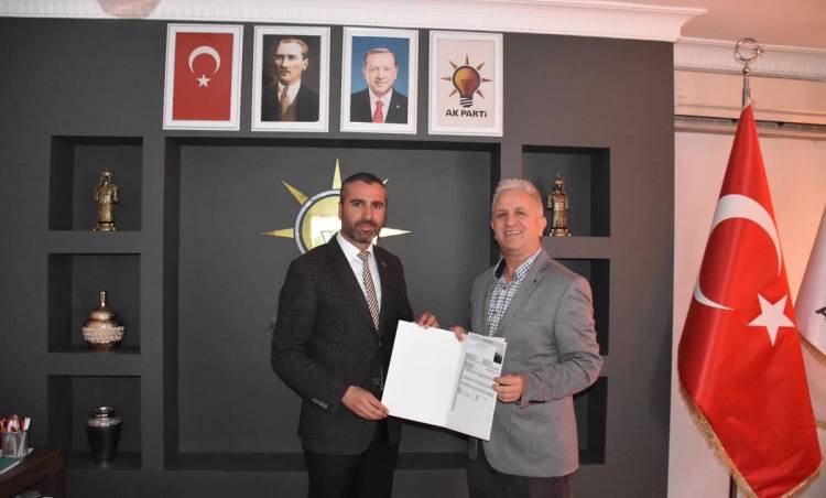 AK Parti'de 2019 yerel seçimler için aday adaylık dönemi başladı! İlk resmi aday adayı Kemal Türkoğlu