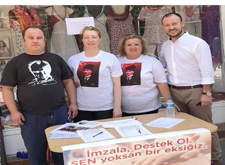 "Atatürk'süz Türkiye Ve Atatürk'süz Bir Tarih" İstemiyoruz