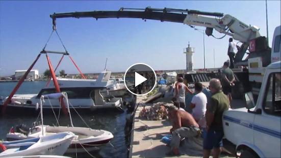 ENİŞTENİN YATI BATTI...