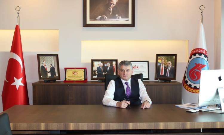 Günay, “Türk Kadını elinin hamurunu iş dünyasına bulaştırarak ekonominin bereketini artırmıştır”