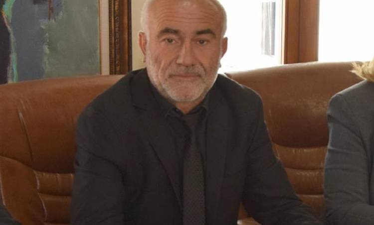 S.S. Yağlı Tohumlar Tarım Satış Koop. Başkanı Zekeriya Güven Çocukların Bayramını Kutladı