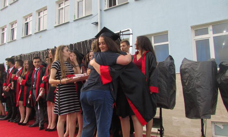 Üniversite Öncesi Mezuniyet Töreni