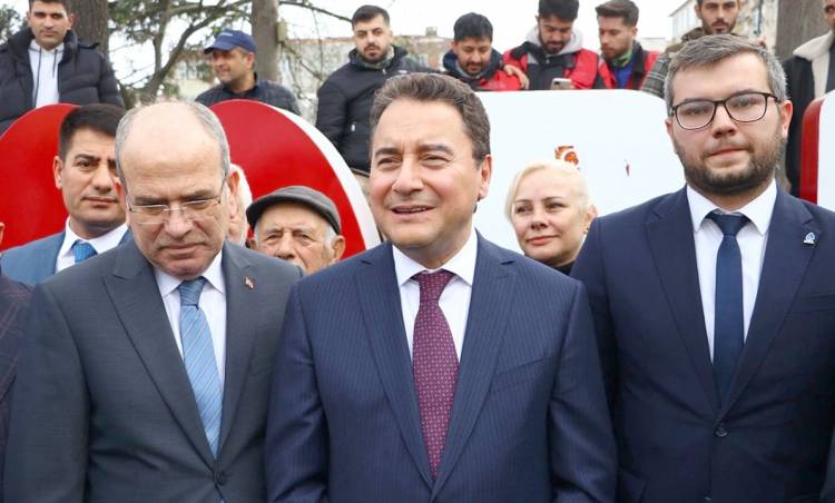 DEVA Partisi Genel Başkanı  Babacan, Tekirdağ ve  Kırklareli'nde ziyaretlerde bulundu