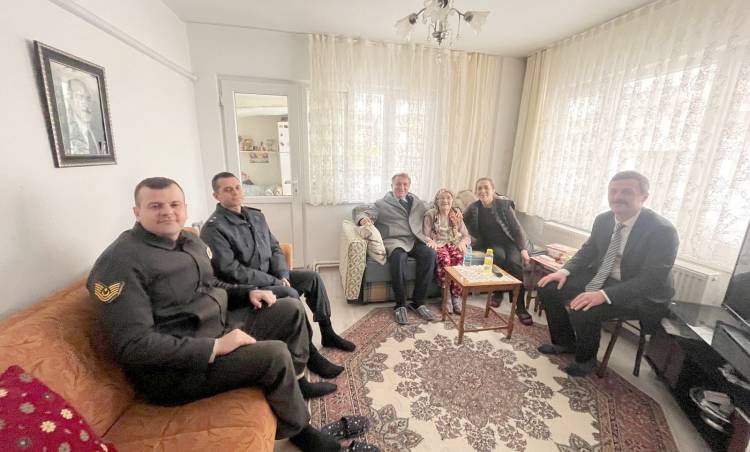 Kaymakam Helvacı gazi ve  şehit ailelerini ziyaret etti