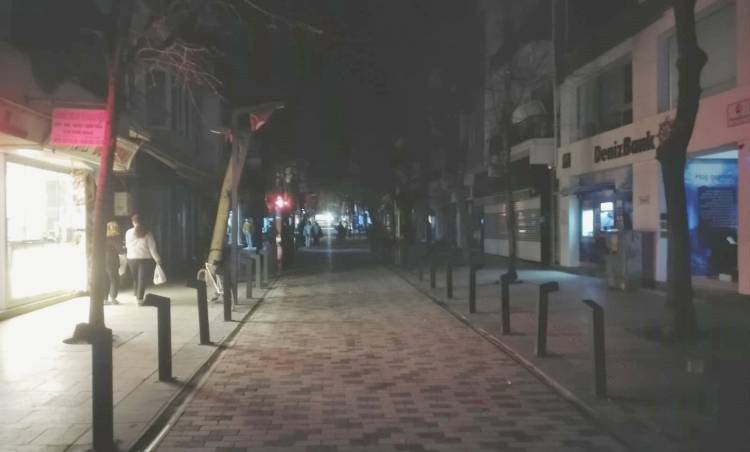 Milyonlar harcandı karanlıkta kaldı!