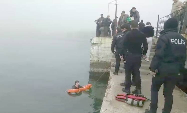Şarköy'de denize atlayan kadın  kurtarıldı