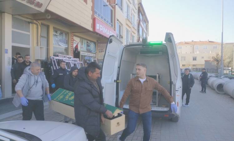 Şarköy'de hastaneye gitmeyen adam evinde ölü bulundu