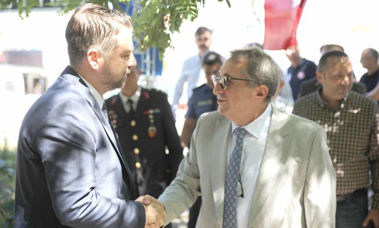 ŞARKÖY'DE PROTOKOL BAYRAMLAŞTI