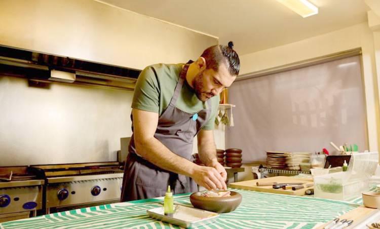 ŞARKÖY'DEN LOS ANGELES'A  BİR ŞEF HİKAYESİ